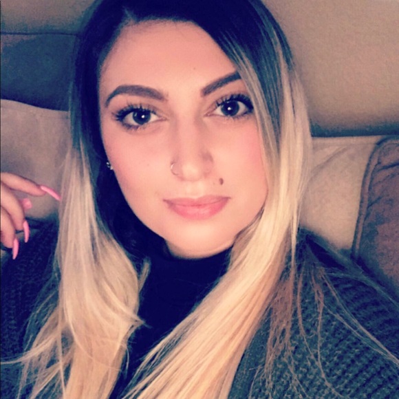 Meet your Posher, Chelsea - Picture 1 of 1